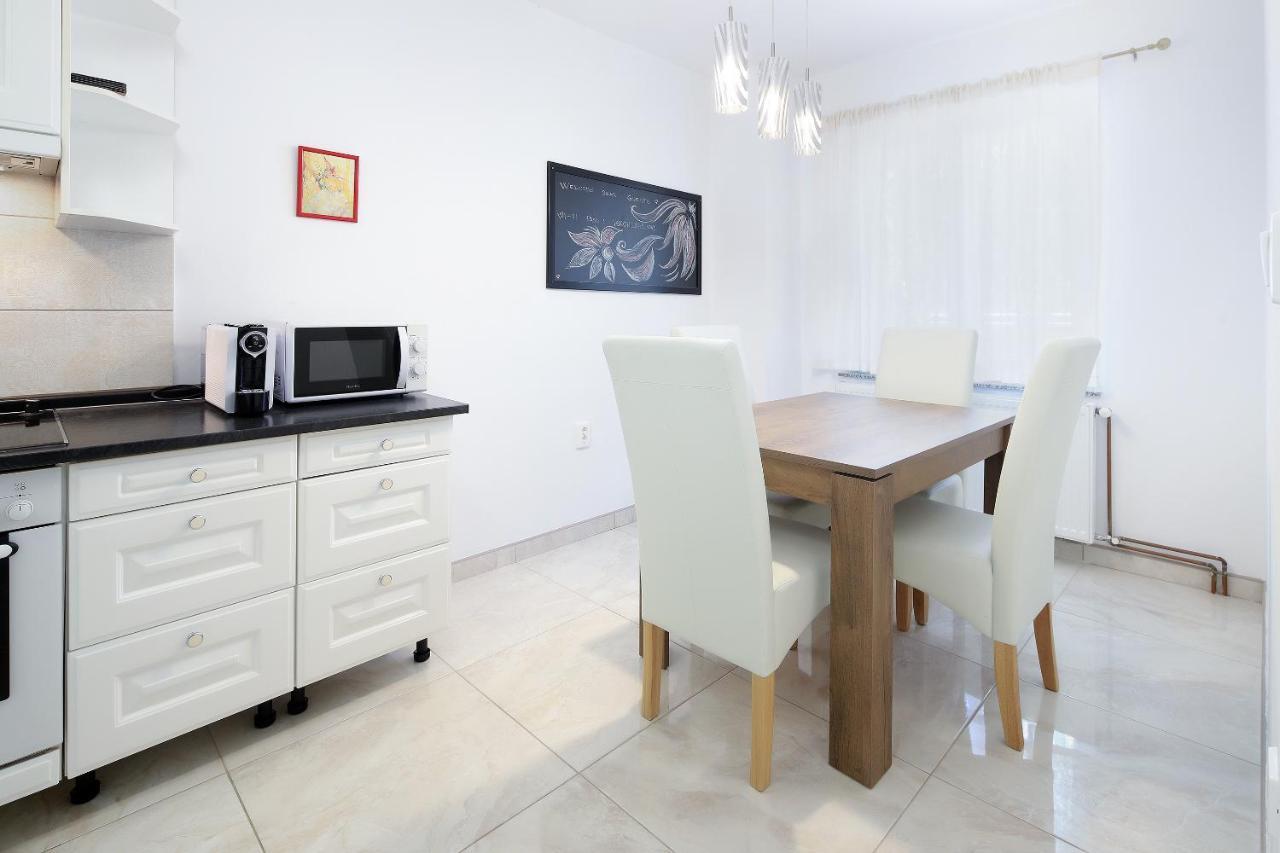 Sunset Apartments تْسْغيكفانِتْسا المظهر الخارجي الصورة